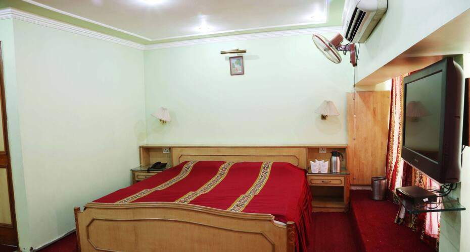 Hotel Park Hills, Jammu 4